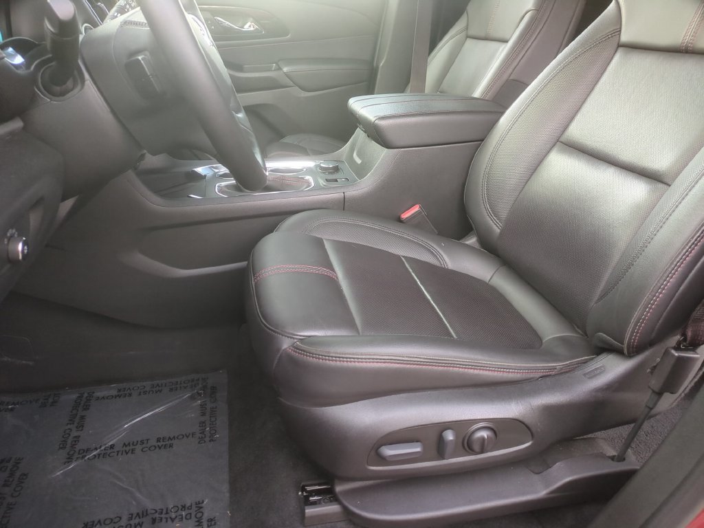Used 2023 Chevrolet Traverse RS AWD/4WD image 56