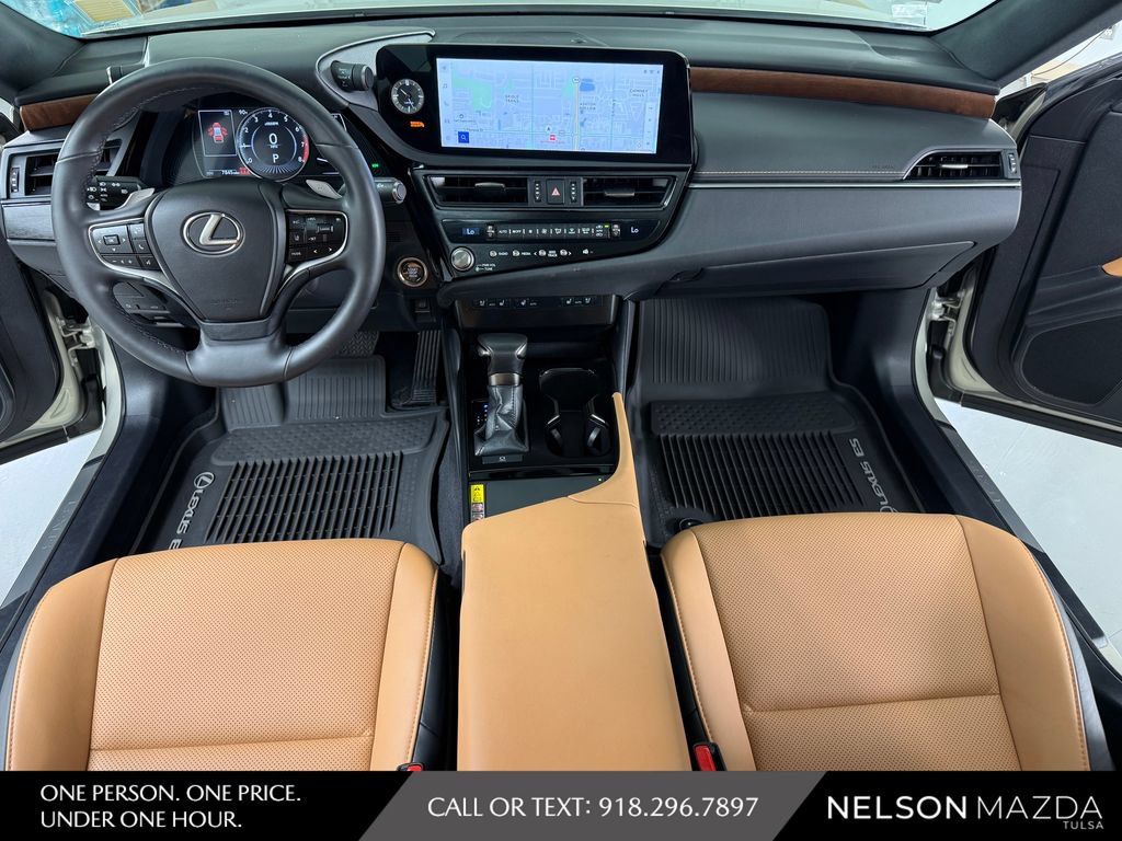 Used 2024 Lexus ES 350 w/ Premium Package FWD image 33