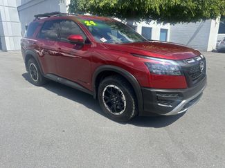 Used 2024 Nissan Pathfinder Rock Creek AWD/4WD video 1