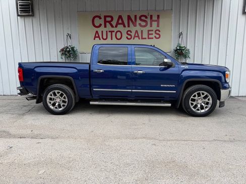 Used 2014 GMC Sierra 1500 SLT w/ SLT Crew Cab Value Package AWD/4WD image 5