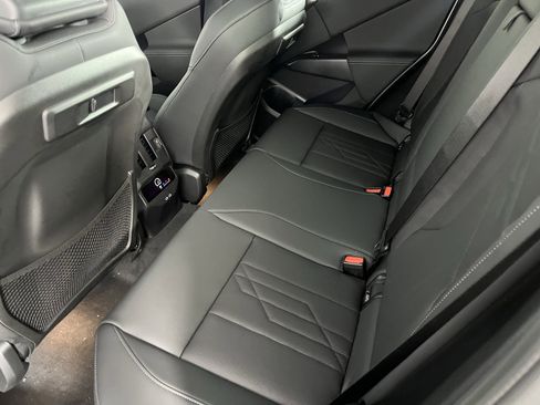 Used 2026 BMW X3 xDrive30 w/ Premium Package image 16