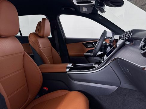New 2026 Mercedes-Benz GLC 300 image 6