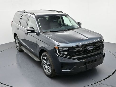 New 2025 Ford Expedition Active image 39