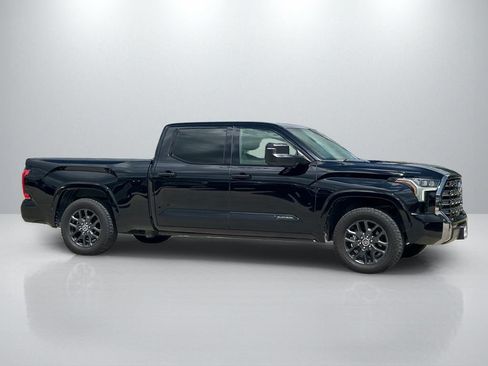 Used 2022 Toyota Tundra Platinum w/ Advanced Package AWD/4WD image 4