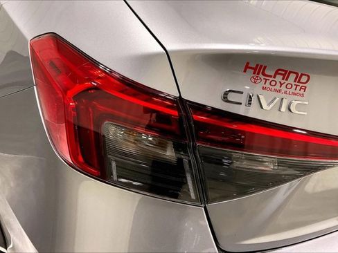 Used 2023 Honda Civic Sport image 29