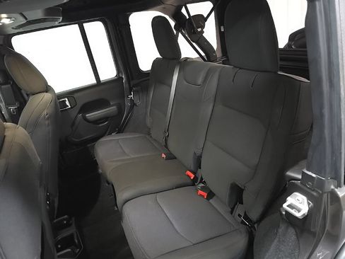 Used 2023 Jeep Wrangler Unlimited Sport AWD/4WD image 31