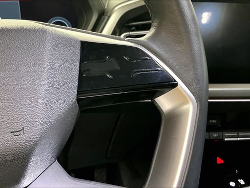 Used 2023 Audi Q4 e-tron Prestige image 21