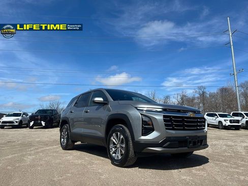 Used 2025 Chevrolet Equinox LT image 7