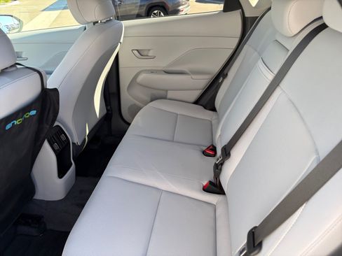 Used 2025 Hyundai Kona SEL AWD/4WD image 17