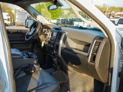 Used 2014 RAM 5500 Tradesman image 34