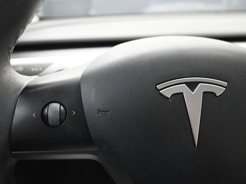 Used 2021 Tesla Model 3 Long Range image 26