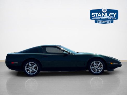 Used 1994 Chevrolet Corvette Coupe RWD image 8