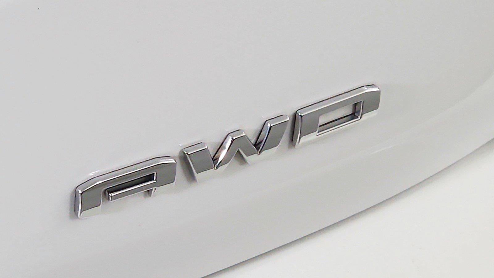 Used 2024 GMC Terrain SLE w/ LPO, Floor Liner Package AWD/4WD image 25