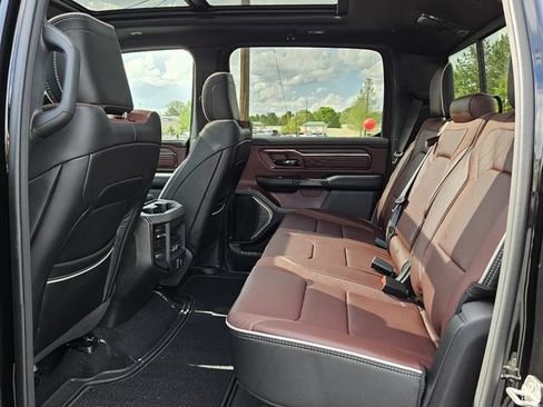 New 2025 RAM 1500 Limited AWD/4WD image 11