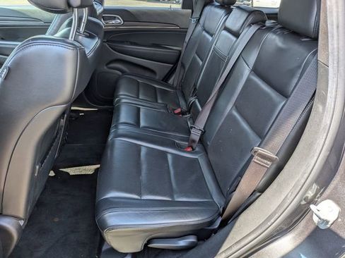 Used 2019 Jeep Grand Cherokee Limited w/ Luxury Group II image 23