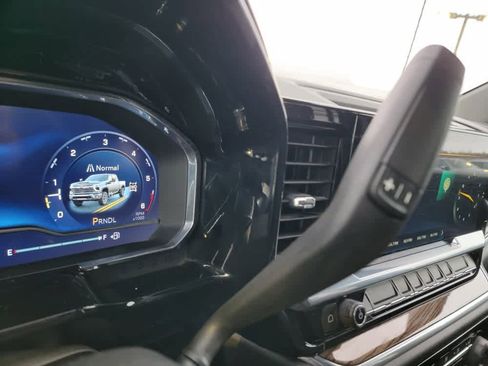 Certified 2024 Chevrolet Silverado 2500 LT image 16