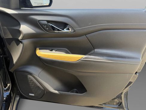 Used 2019 GMC Acadia Denali FWD image 33