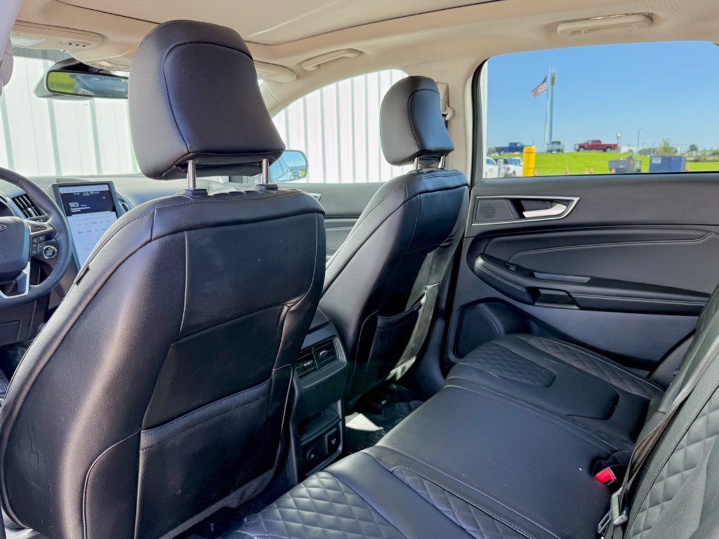 Used 2024 Ford Edge Titanium AWD/4WD image 13
