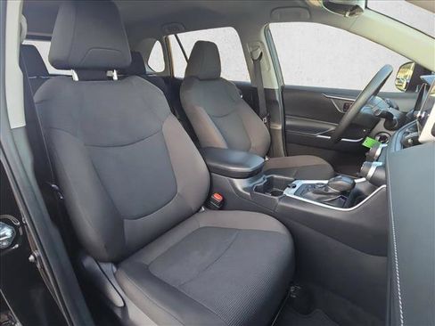Used 2025 Toyota RAV4 LE AWD/4WD image 19