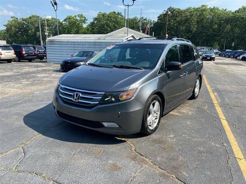 Used 2011 Honda Odyssey Touring image 1
