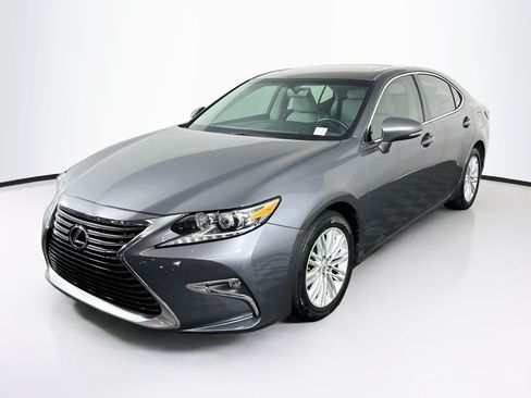 Used 2016 Lexus ES 350 FWD image 3