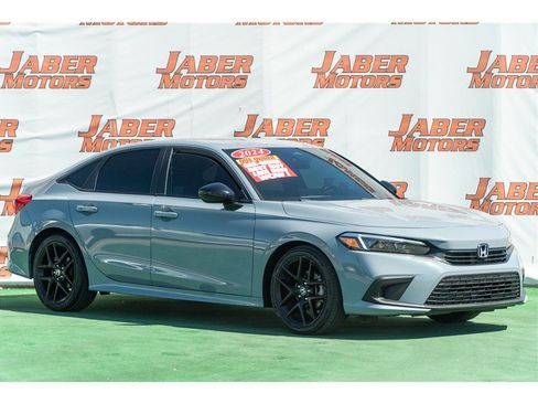 Used 2024 Honda Civic Sport image 1