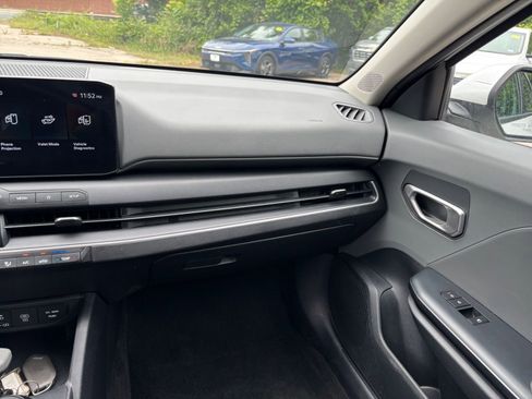 Used 2025 Kia K4 FWD image 35