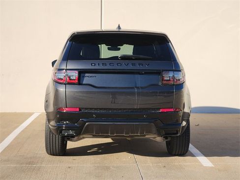 Used 2025 Land Rover Discovery Sport Dynamic SE image 6