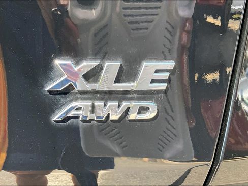 Used 2023 Toyota RAV4 XLE w/ Convenience Package AWD/4WD image 10