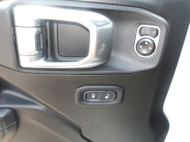 Used 2024 Jeep Gladiator Sport AWD/4WD image 13
