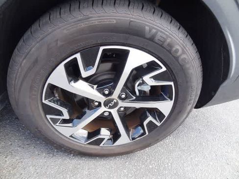 Used 2023 Kia Sportage EX FWD image 14