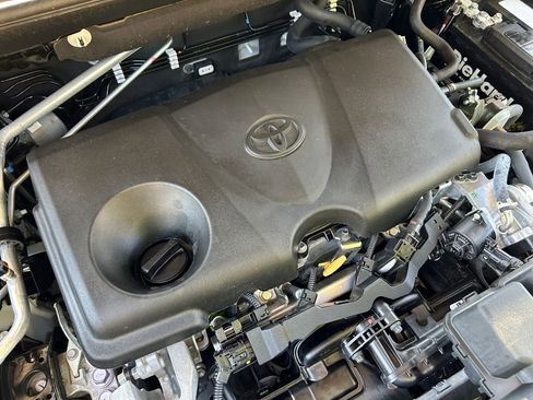 Used 2023 Toyota RAV4 Adventure image 30