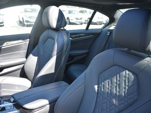 Used 2023 BMW 530e w/ M Sport Package RWD image 10