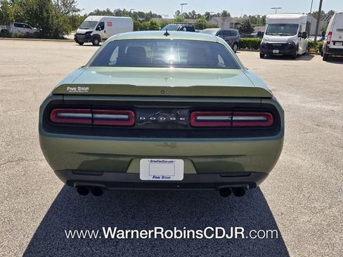 Used 2019 Dodge Challenger GT w/ Plus Package RWD image 7