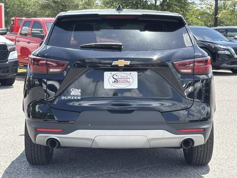 Used 2025 Chevrolet Blazer LT FWD image 8