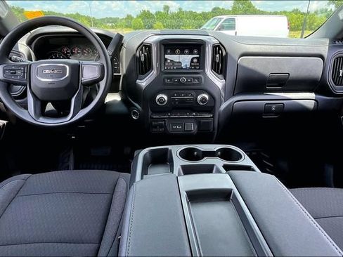 New 2026 GMC Sierra 2500 Pro w/ X31 Off-Road Package AWD/4WD image 5