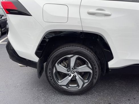 Certified 2023 Toyota RAV4 SE image 4