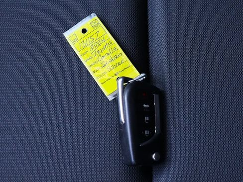 Used 2024 Toyota Corolla LE FWD image 58