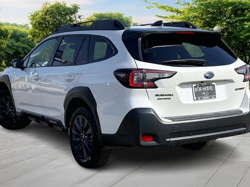 Certified 2025 Subaru Outback Onyx Edition image 4