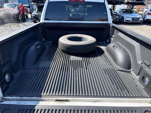 Used 2019 RAM 1500 Big Horn image 22