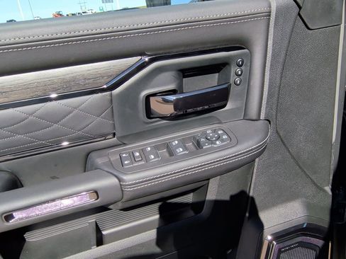 New 2026 RAM 2500 Limited image 12