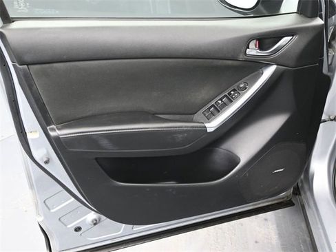 Used 2016 MAZDA CX-5 Touring w/ Touring Technology Package image 11