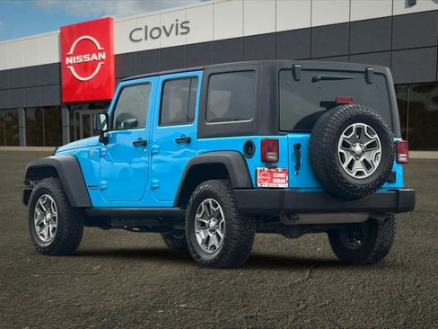 Used 2017 Jeep Wrangler Unlimited Rubicon w/ Connectivity Group image 7