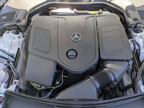 Used 2026 Mercedes-Benz C 300 4MATIC Sedan image 16