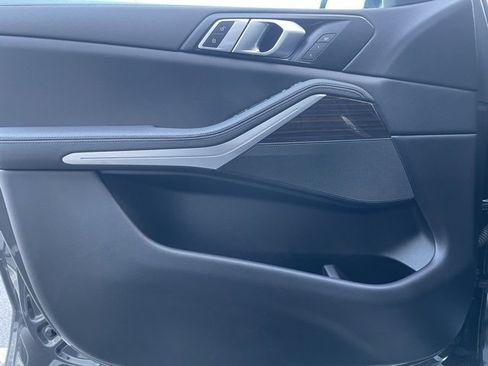 Used 2019 BMW X5 xDrive40i w/ Premium Package 2 image 9