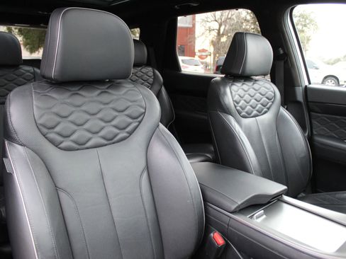 Used 2021 Hyundai Palisade Calligraphy w/ Winter Package image 30