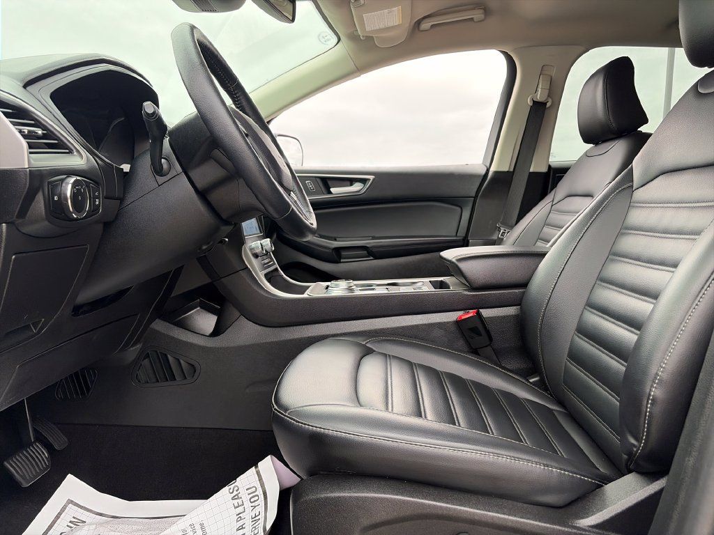 Used 2024 Ford Edge SEL w/ Convenience Package AWD/4WD image 15