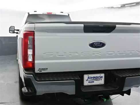 Used 2024 Ford F250 XLT image 13