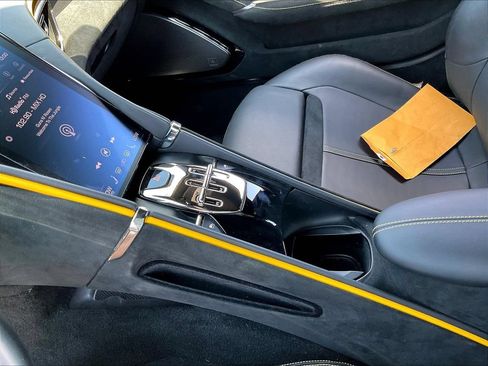 Used 2023 Ferrari Roma RWD image 21