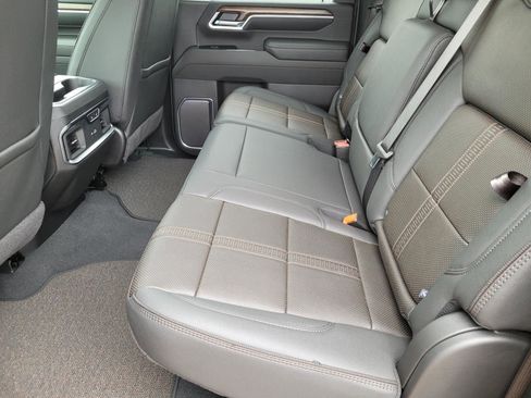 New 2026 Chevrolet Silverado 3500 High Country w/ Technology Package AWD/4WD image 9